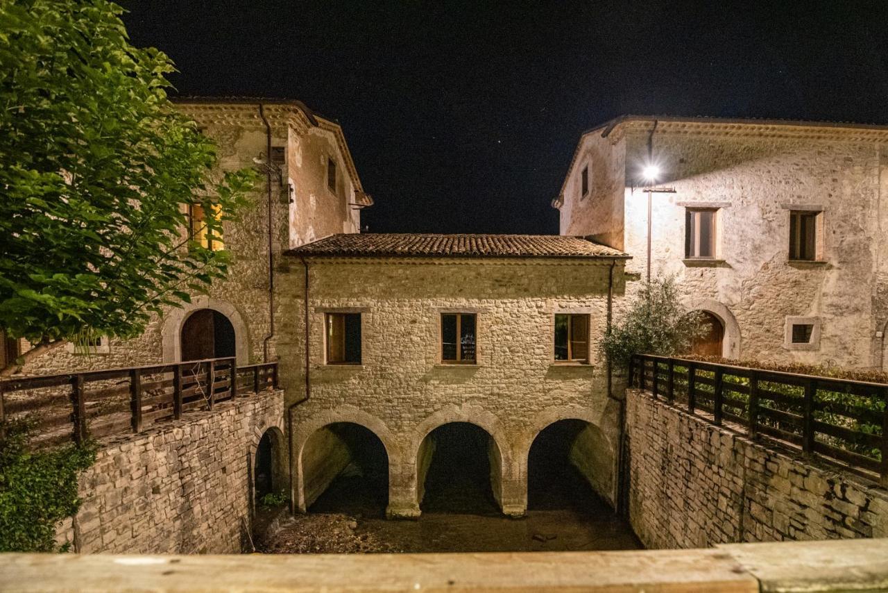 Albergo Diffuso La Piana Dei Mulini Colle d'Anchise Bagian luar foto